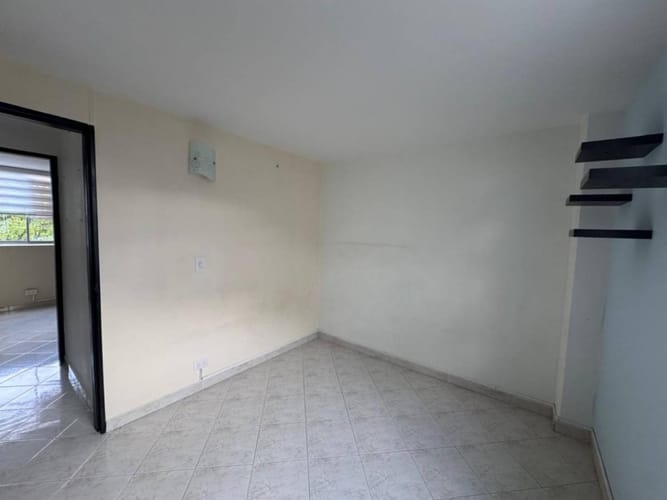 Apartamento de 3 alcobas en arriendo en El Poblado, Medellín, 75 m² · foto 12 de 18