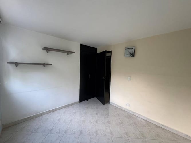 Apartamento de 3 alcobas en arriendo en El Poblado, Medellín, 75 m² · foto 16 de 18