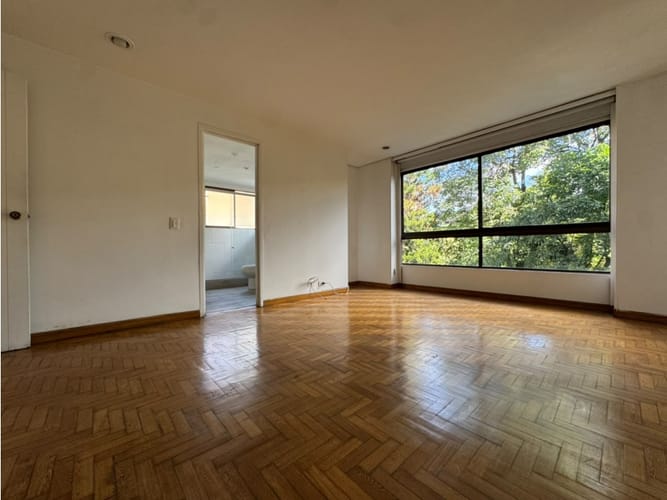 Apartamento de 4 alcobas en venta en Milla De Oro, Medellín, 200 m² · foto 5 de 24