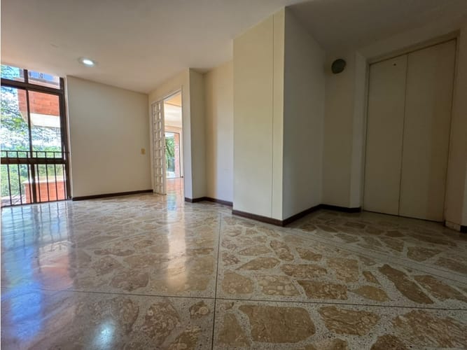 Apartamento de 4 alcobas en venta en Milla De Oro, Medellín, 200 m² · foto 6 de 24