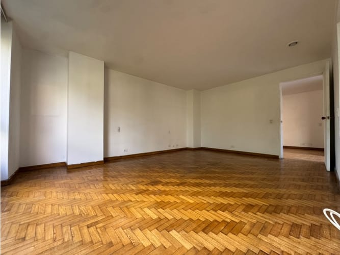 Apartamento de 4 alcobas en venta en Milla De Oro, Medellín, 200 m² · foto 17 de 24