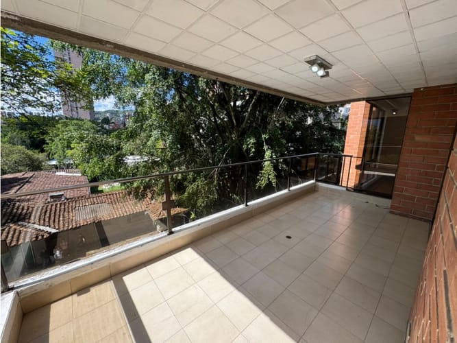 Apartamento de 4 alcobas en venta en Milla De Oro, Medellín, 200 m² · foto 21 de 24