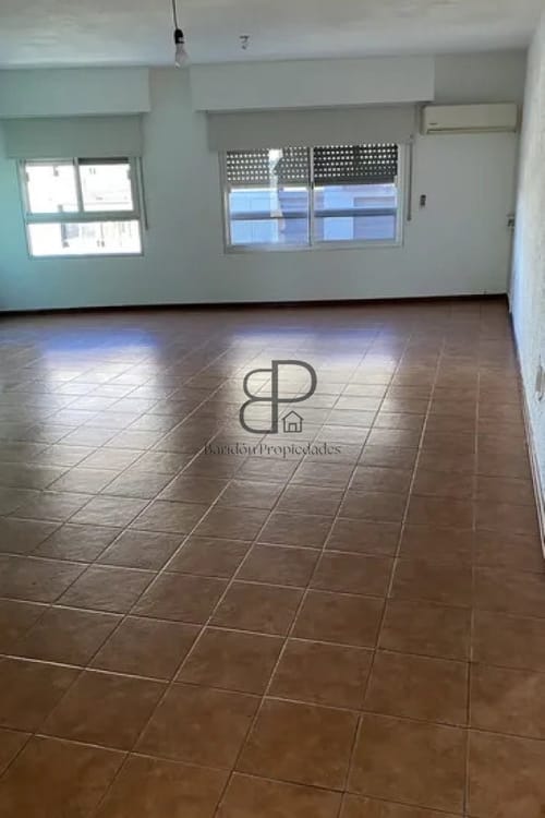 Alquiler Apartamento 2 Dormitorios Centro · Foto 2