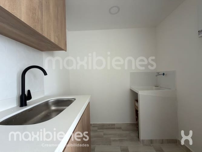 Apartamento de 2 alcobas en arriendo en Bucaros, Bello, 55 m² · foto 2 de 15