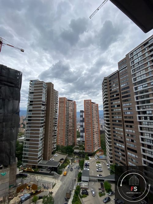 Apartamento de 2 alcobas en arriendo en Vía Las Palmas, Medellín, 88 m² · foto 2 de 14