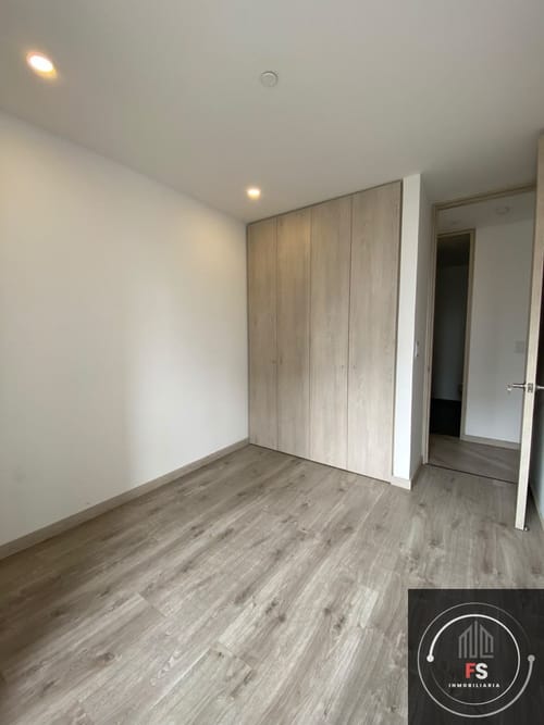 Apartamento de 2 alcobas en arriendo en Vía Las Palmas, Medellín, 88 m² · foto 9 de 14