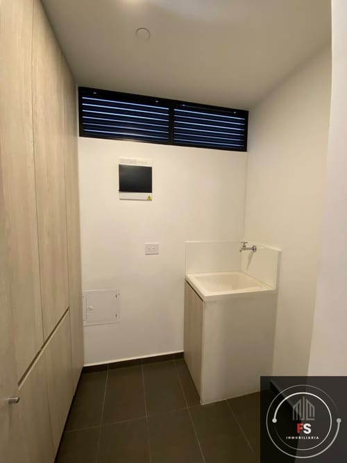 Apartamento de 2 alcobas en arriendo en Vía Las Palmas, Medellín, 88 m² · foto 13 de 14