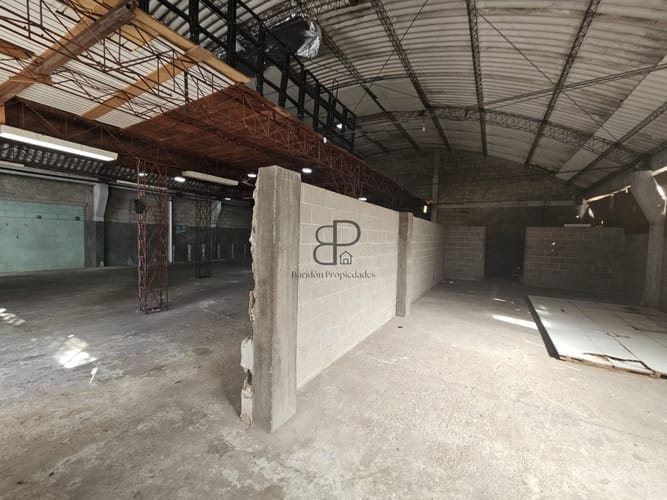 Alquiler Galpones 160m2 260m2 o 420 m2 Union · Foto 6