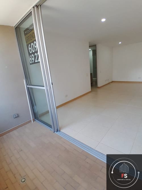 Apartamento de 3 alcobas en arriendo en Tres Esquinas, Sabaneta, 78 m² · foto 4 de 22