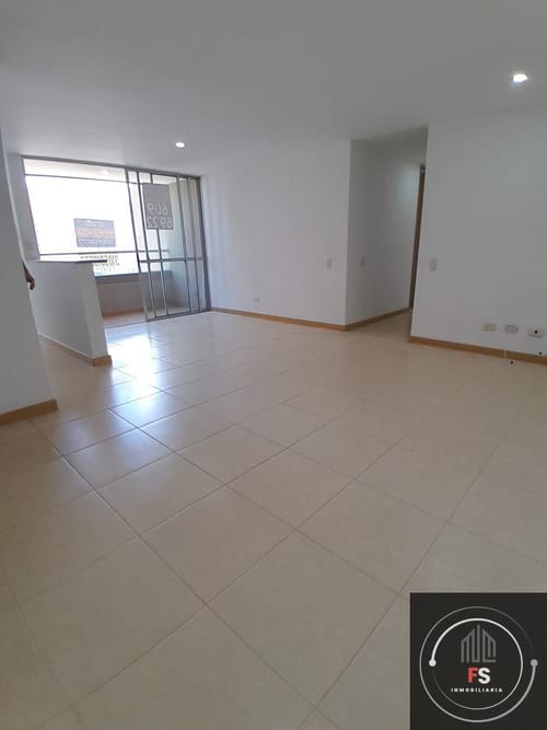 Apartamento de 3 alcobas en arriendo en Tres Esquinas, Sabaneta, 78 m² · foto 8 de 22
