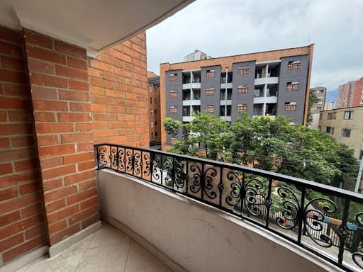 Apartamento de 3 alcobas en arriendo en Restrepo Naranjo, Sabaneta, 110 m² · foto 12 de 14