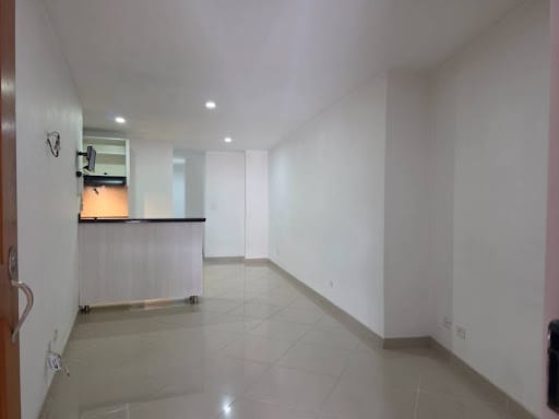 Apartamento de 3 alcobas en arriendo en Los Naranjos, Itagüí, 78 m² · foto 4 de 15