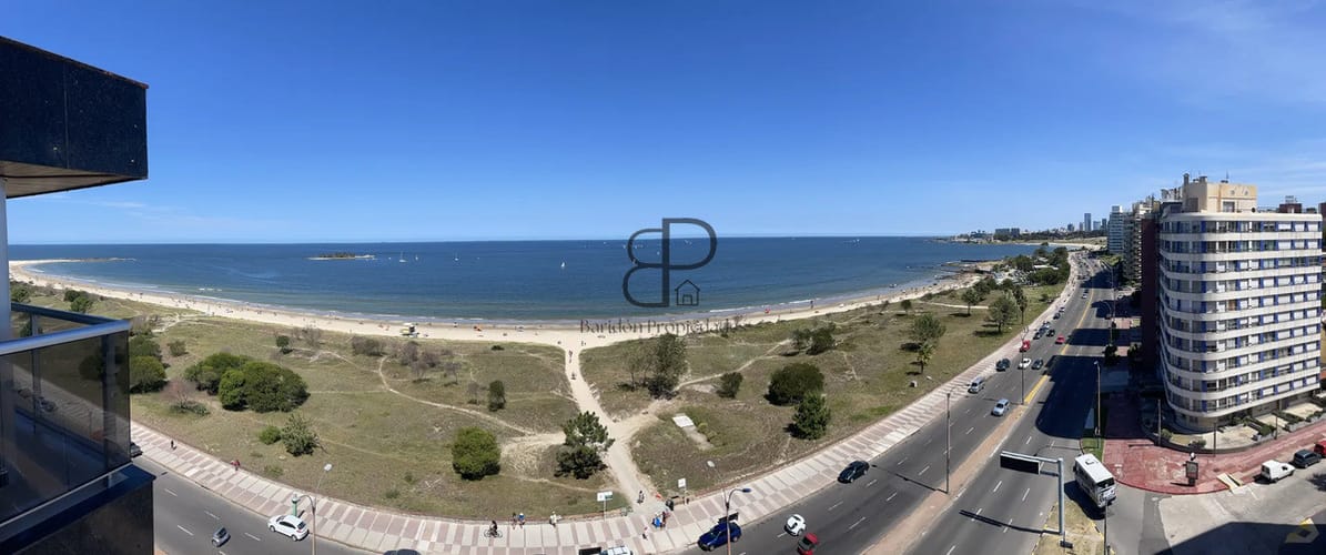 Alquiler Apartamento 3 Dormitorios Malvin Rambla con Garaje · Foto 2