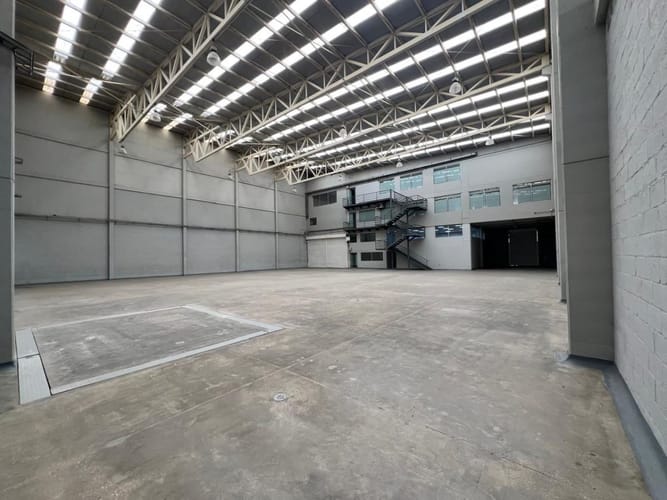 Bodega en arriendo en Siberia, Cota, 2083 m² · foto 4 de 24