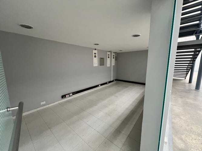 Bodega en arriendo en Siberia, Cota, 2083 m² · foto 8 de 24