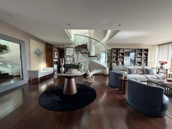 Apartamento de 3 alcobas en venta en Los Rosales, Bogotá, 309 m² · foto 16 de 24
