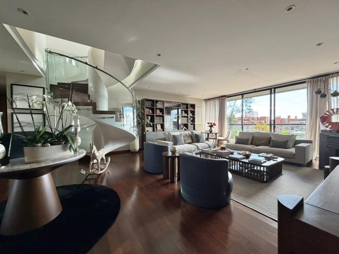 Apartamento de 3 alcobas en venta en Los Rosales, Bogotá, 309 m² · foto 15 de 24