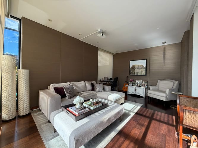Apartamento de 3 alcobas en venta en Los Rosales, Bogotá, 309 m² · foto 3 de 24