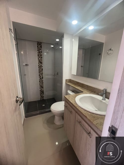 Apartamento de 3 alcobas en arriendo en La Doctora, Sabaneta, 75 m² · foto 2 de 16