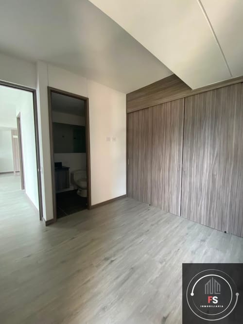 Apartamento de 2 alcobas en arriendo en Asomadera No.2, Medellín, 67 m² · foto 8 de 11
