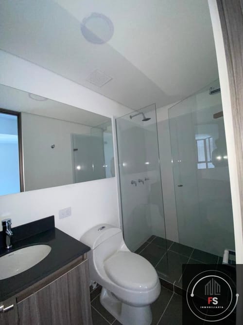 Apartamento de 2 alcobas en arriendo en Asomadera No.2, Medellín, 67 m² · foto 10 de 11