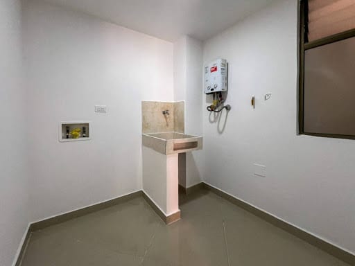 Apartamento de 3 alcobas en arriendo en Abadia Del Campo, Envigado, 82 m² · foto 9 de 13