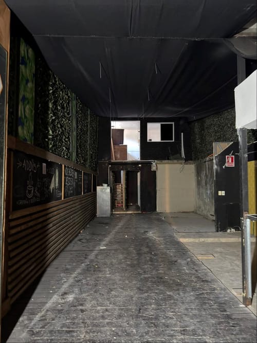 Local Comercial en Alquiler · Foto 3
