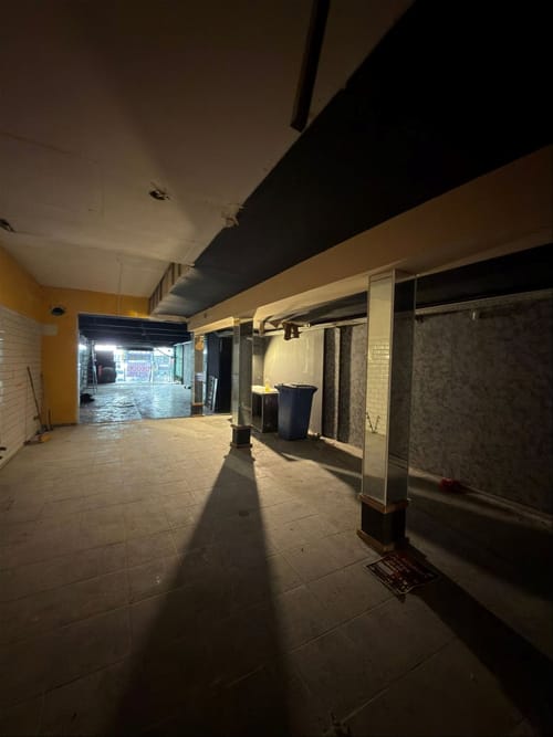 Local Comercial en Alquiler · Foto 4