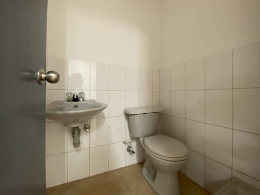 Local en arriendo en Alcala, Envigado, 53 m² · foto 6 de 7