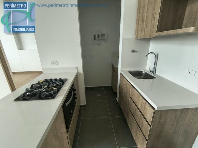 Apartamento de 2 alcobas en arriendo en Loma Del Escobero, Envigado, 72 m² · foto 4 de 14