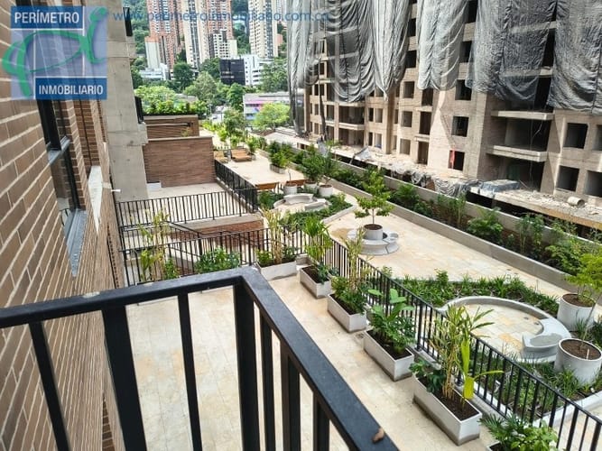 Apartamento de 1 alcoba en arriendo en Ciudad Del Río, Medellín, 52 m² · foto 7 de 23