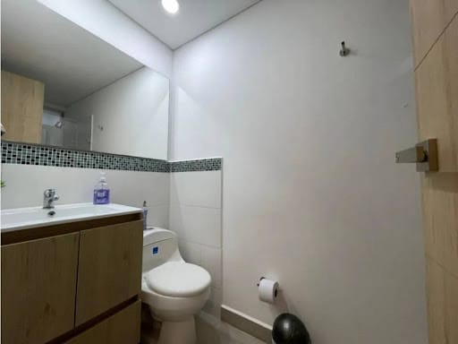 Casa de 4 alcobas en venta en El Trapiche, Sabaneta, 528 m² · foto 15 de 24