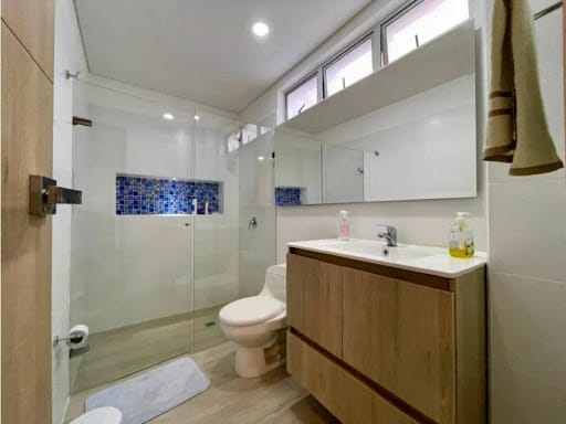 Casa de 4 alcobas en venta en El Trapiche, Sabaneta, 528 m² · foto 16 de 24