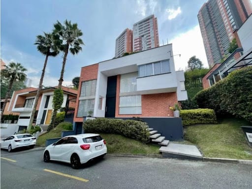 Casa de 4 alcobas en venta en El Trapiche, Sabaneta, 528 m² · foto 24 de 24