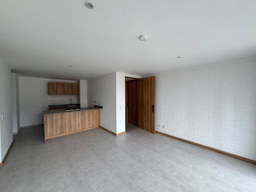 Apartamento de 2 alcobas en arriendo en Prados De Sabaneta, Sabaneta, 74 m² · foto 2 de 13