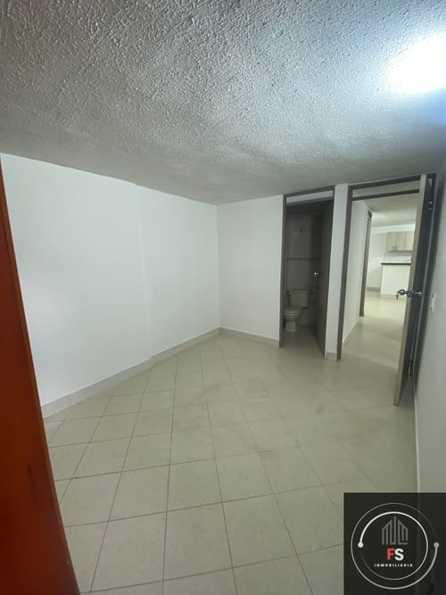 Apartamento de 3 alcobas en arriendo en Camino Verde, Envigado, 53 m² · foto 6 de 12