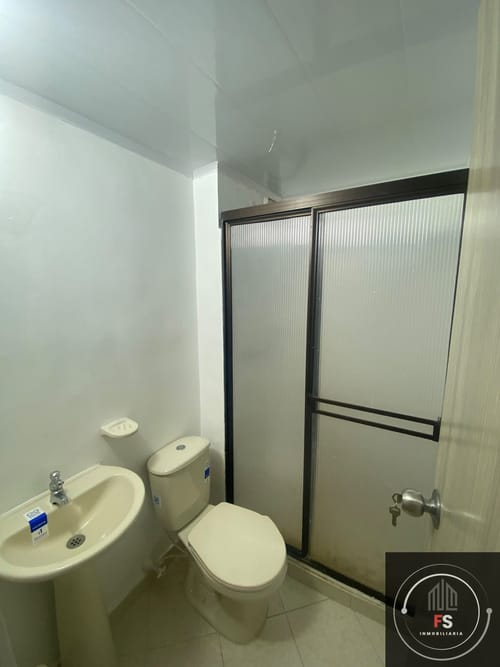 Apartamento de 3 alcobas en arriendo en Camino Verde, Envigado, 53 m² · foto 8 de 12