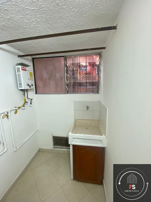 Apartamento de 3 alcobas en arriendo en Camino Verde, Envigado, 53 m² · foto 9 de 12
