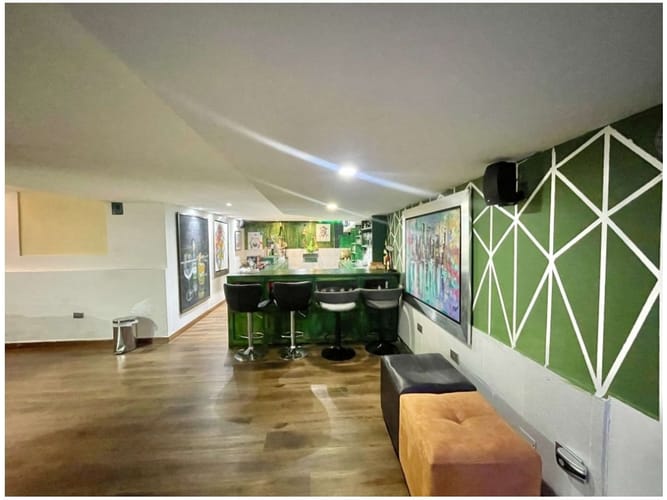 Casa de 4 alcobas en venta en Las Palmas, Medellín, 360 m² · foto 4 de 23