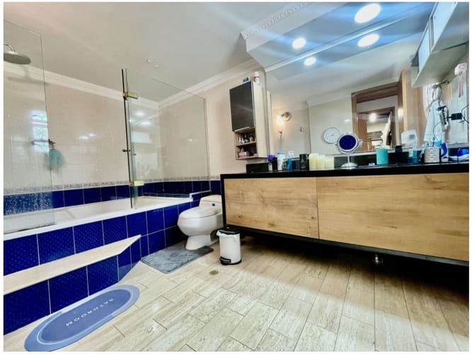 Casa de 4 alcobas en venta en Las Palmas, Medellín, 360 m² · foto 12 de 23