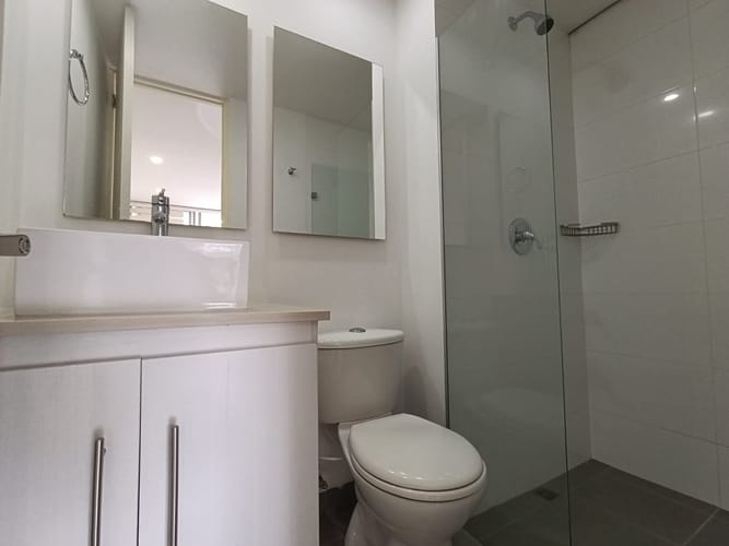 Apartamento de 3 alcobas en arriendo en El Poblado, Medellín, 93 m² · foto 9 de 15