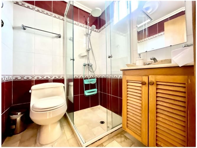 Casa de 4 alcobas en venta en Las Palmas, Medellín, 360 m² · foto 16 de 23