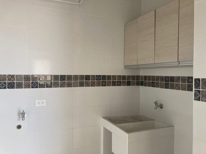 Apartamento de 3 alcobas en venta en Ub. San Remo, Los Patios, 48 m² · foto 3 de 20