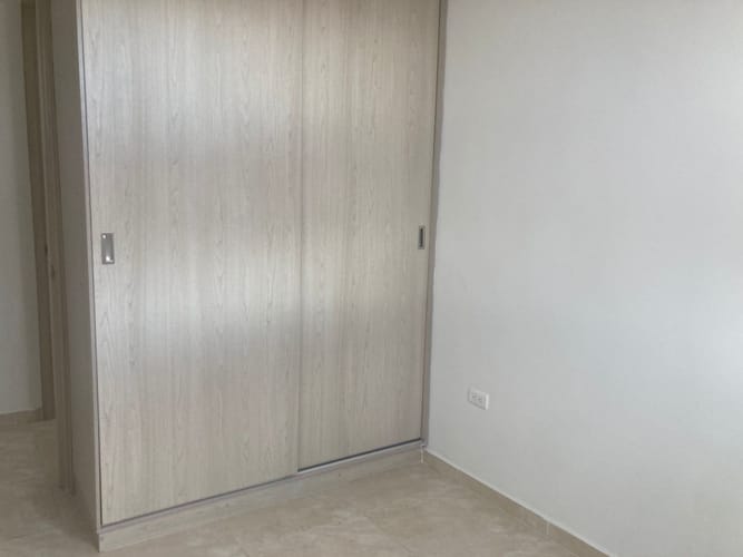 Apartamento de 3 alcobas en venta en Ub. San Remo, Los Patios, 48 m² · foto 13 de 20