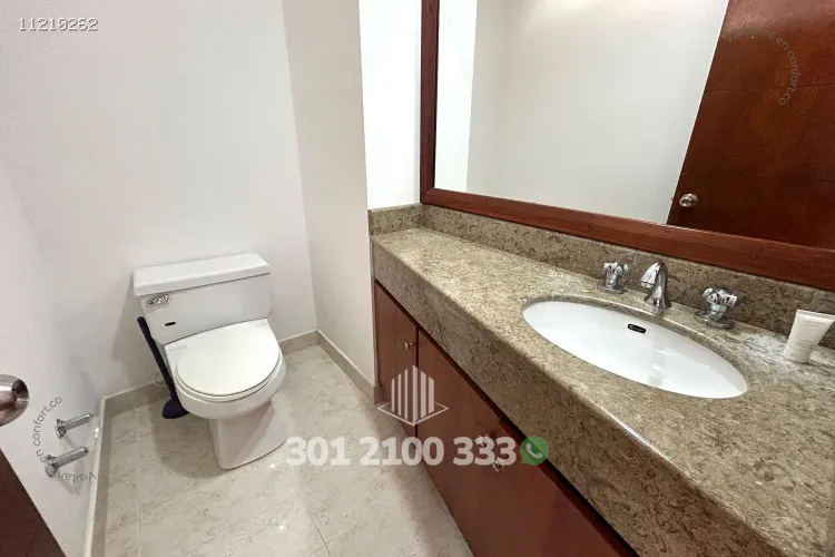 Casa de 3 alcobas en venta en Loma El Atravesado, Envigado, 212 m² · foto 5 de 24