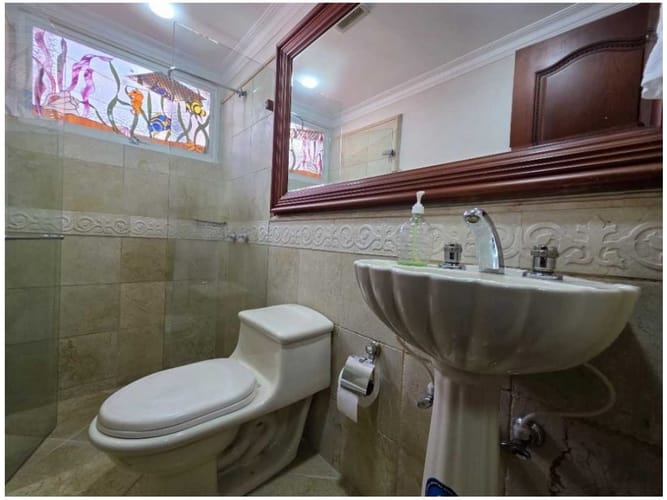 Casa de 4 alcobas en venta en Loma Del Chocho, Envigado, 382 m² · foto 18 de 19