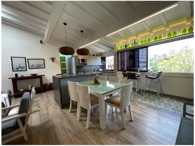 Apartamento de 3 alcobas en venta en Provenza, Medellín, 130 m² · foto 4 de 10