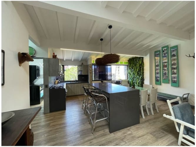Apartamento de 3 alcobas en venta en Provenza, Medellín, 130 m² · foto 5 de 10