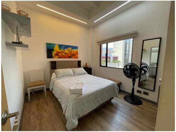 Apartamento de 3 alcobas en venta en Provenza, Medellín, 130 m² · foto 8 de 10