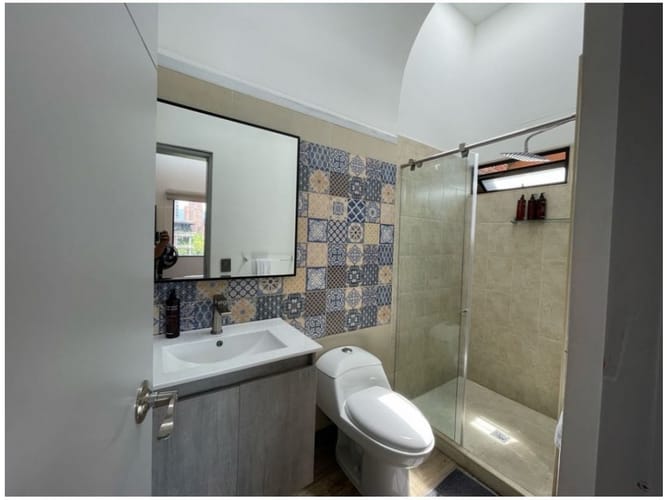 Apartamento de 3 alcobas en venta en Provenza, Medellín, 130 m² · foto 9 de 10